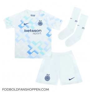 Inter Milan Lautaro Martinez #10 Udebanetrøje Børn 2025-26 Kortærmet (+ Korte bukser)